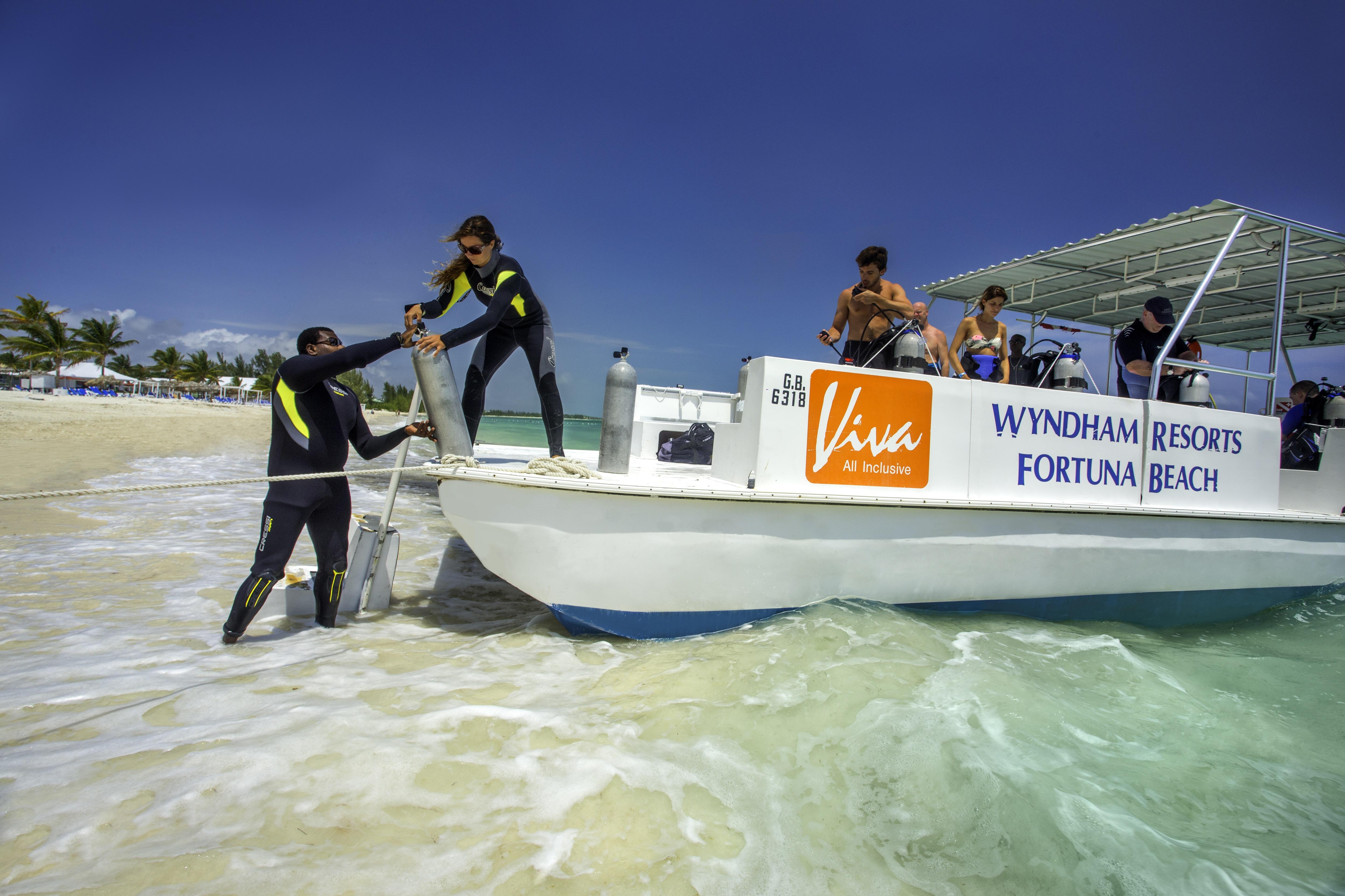 Viva Fortuna Beach By Wyndham, A Trademark All Inclusive Hotel Freeport Bagian luar foto