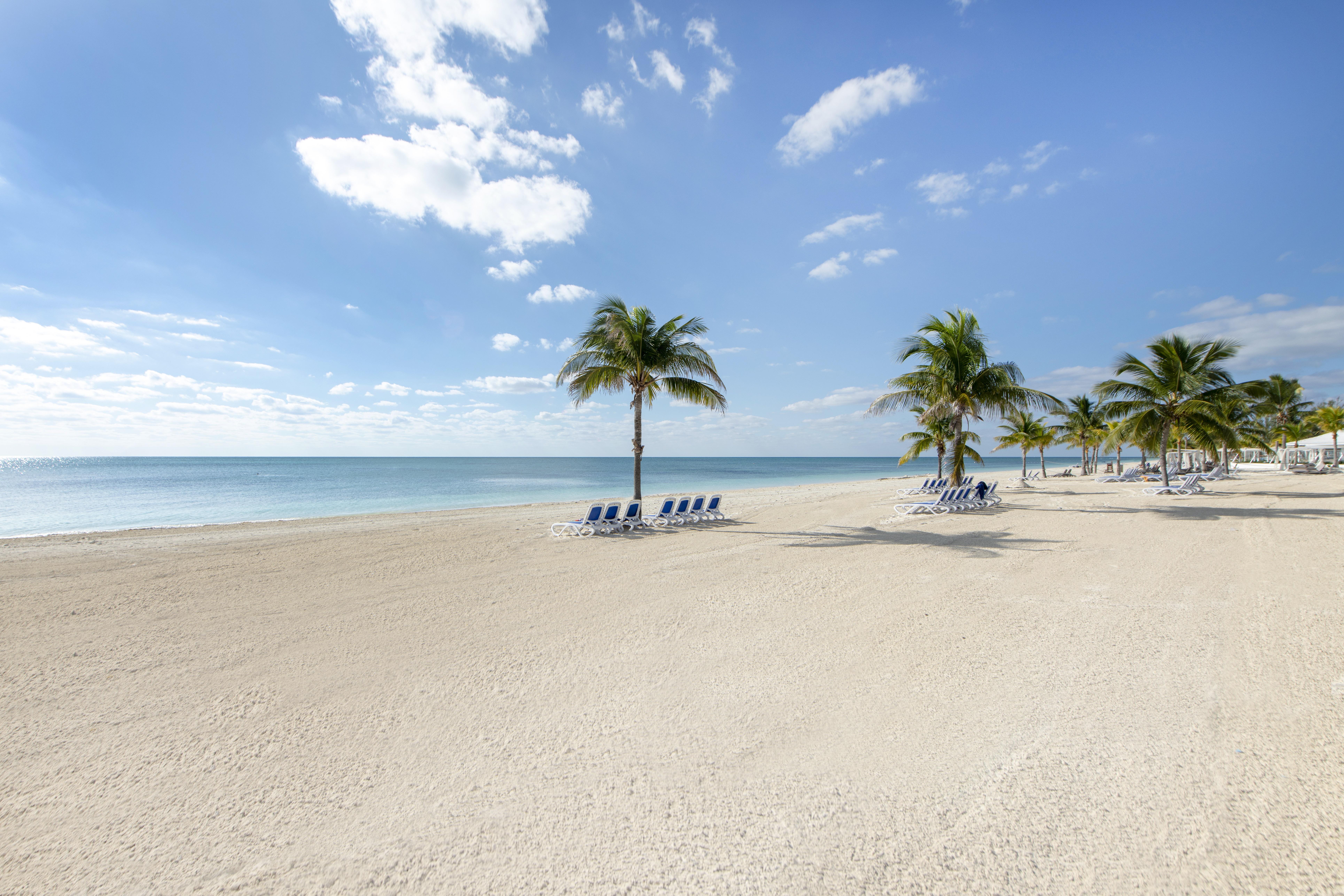 Viva Fortuna Beach By Wyndham, A Trademark All Inclusive Hotel Freeport Bagian luar foto