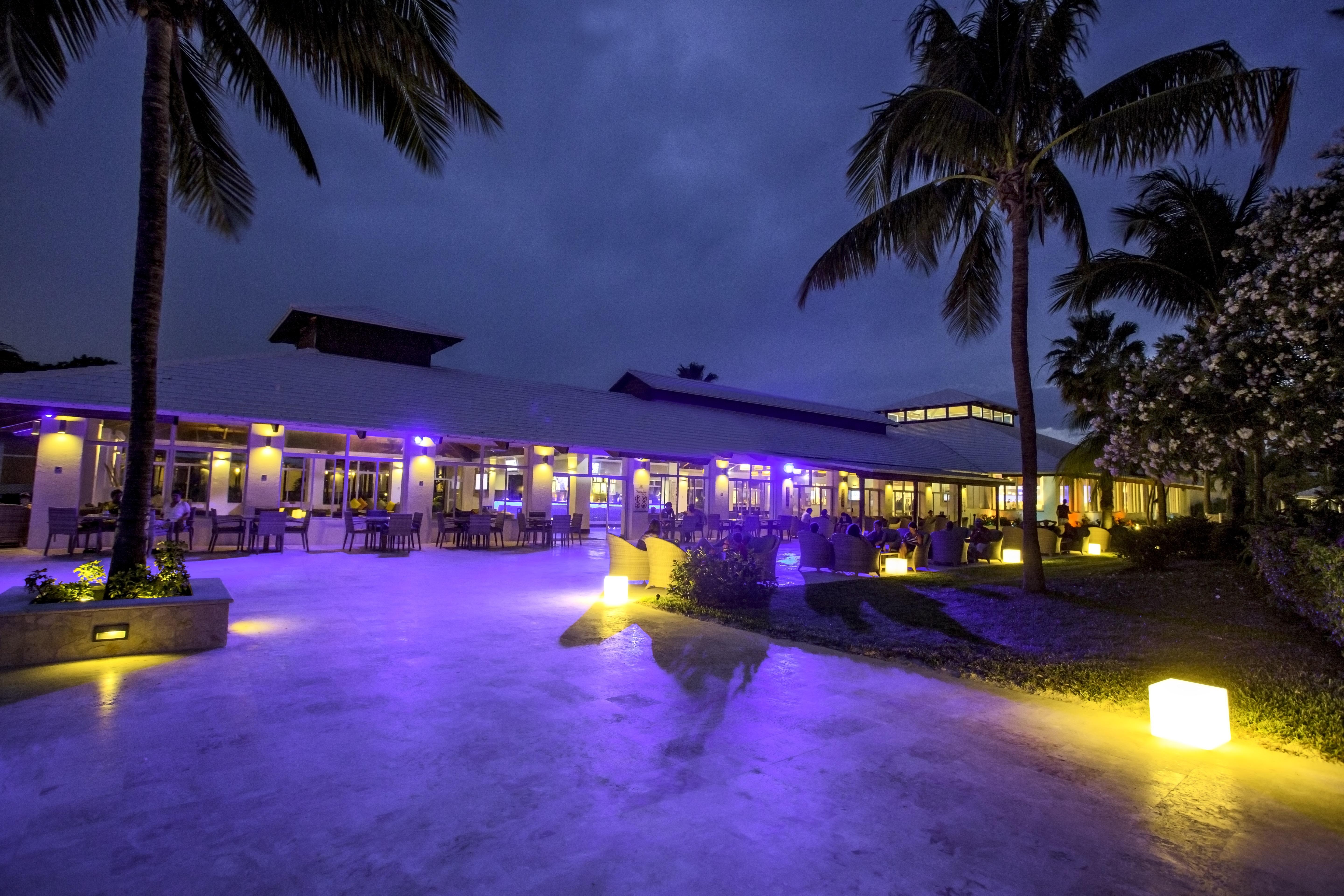 Viva Fortuna Beach By Wyndham, A Trademark All Inclusive Hotel Freeport Bagian luar foto